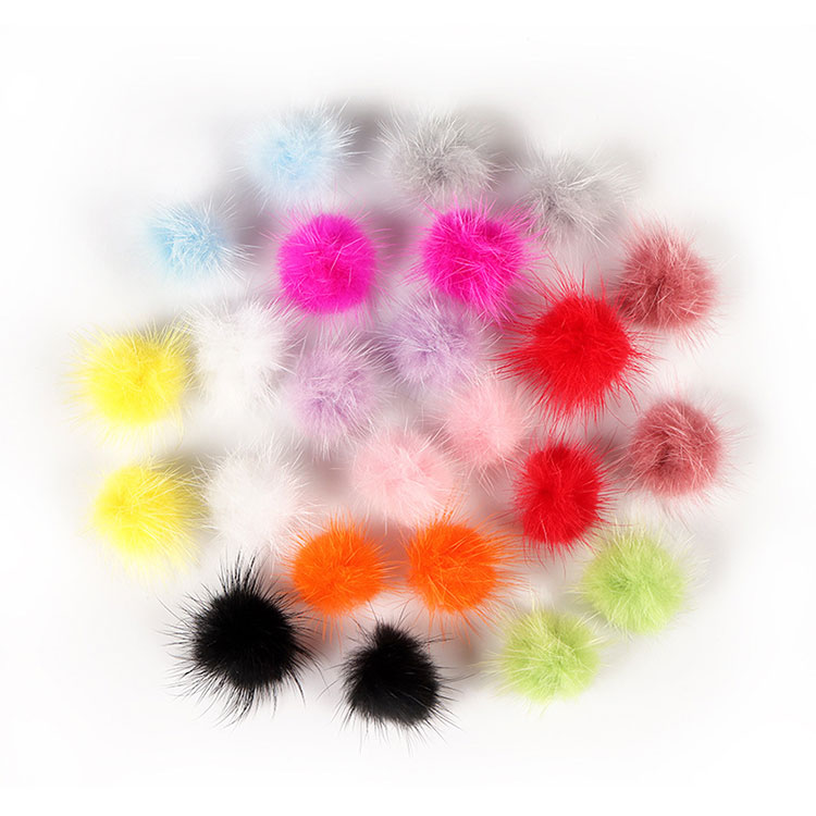 24 pieza Iltze-pom Fluffy Ball